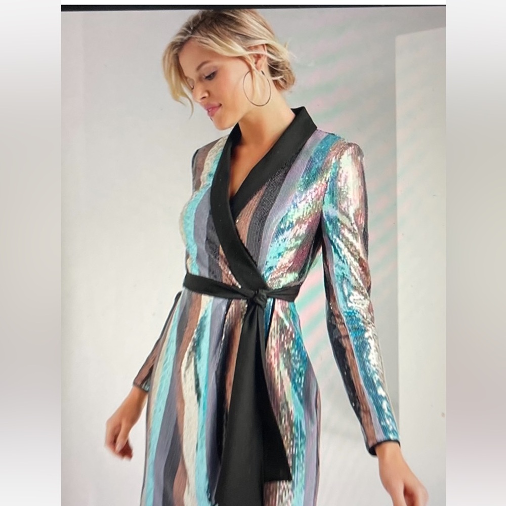 Venus Sequenced v neck lined dress Size 10 Multi color